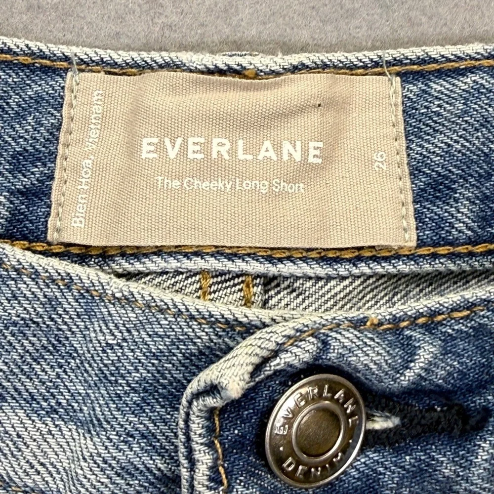 Everlane The Cheeky Long Short Light Wash Distressed Denim Bermuda Shorts Sz 26‎